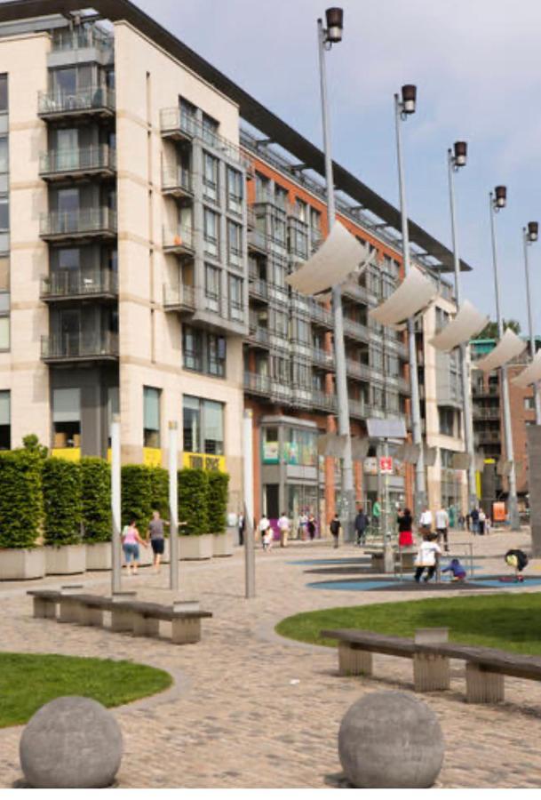 Smithfield Square Nest Entire Apt Dublín Exterior foto